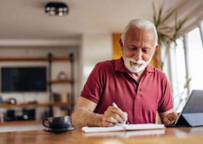 Su lista de comprobación para la planificación de la jubilación: Inscripción abierta a Medicare